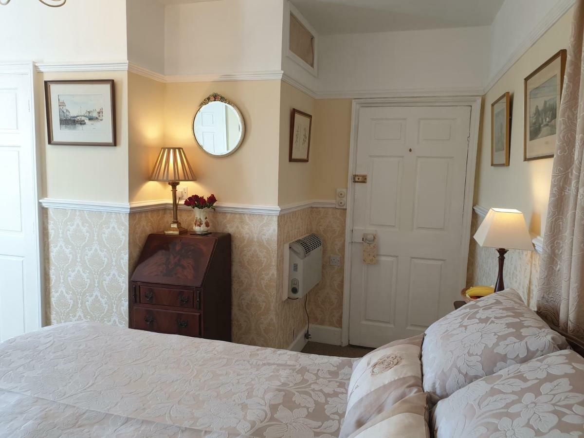 Saint Hilda'S House Bed and Breakfast Whitby Exteriör bild
