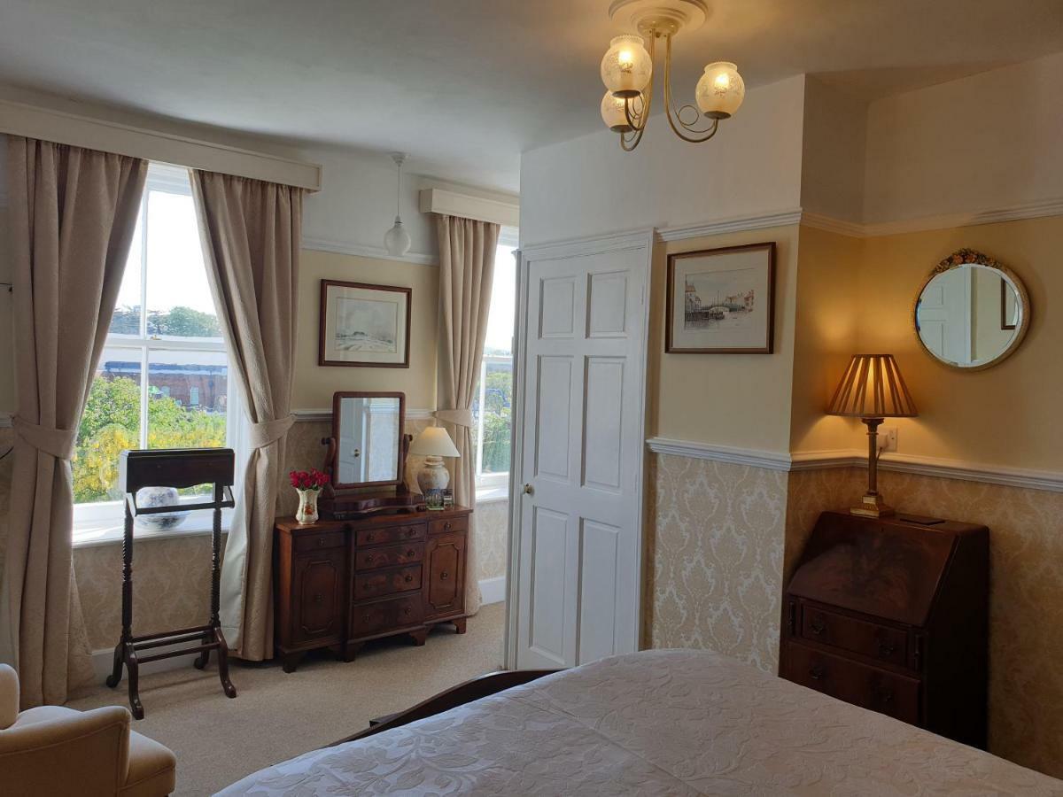 Saint Hilda'S House Bed and Breakfast Whitby Exteriör bild